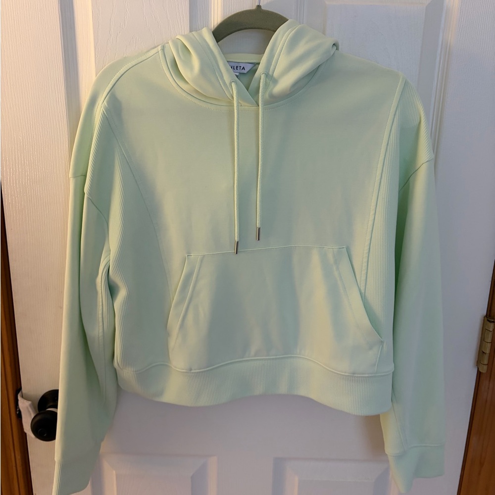 Athleta Mint Green Hoodie - Soft fabric
